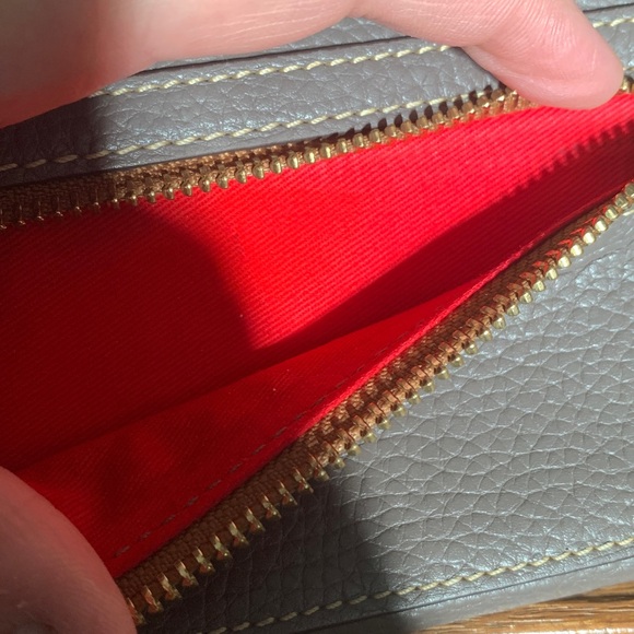 LOW START Dooney & Bourke Pebble Grain Continental Clutch Wallet in Taupe - Picture 14 of 14